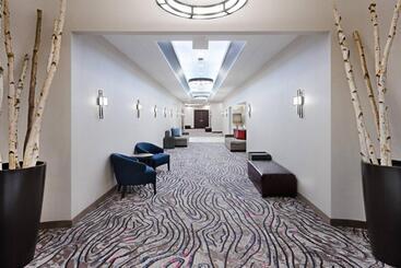 هتل Courtyard Miami Downtown Brickell Area