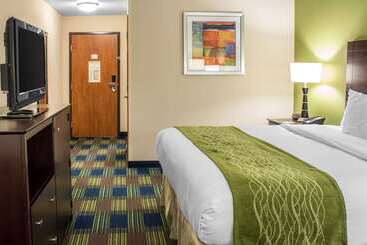 هتل Econo Lodge Ankeny   Des Moines
