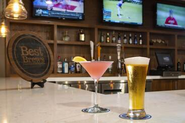 هتل Four Points By Sheraton Dallas Arlington Entertainment District