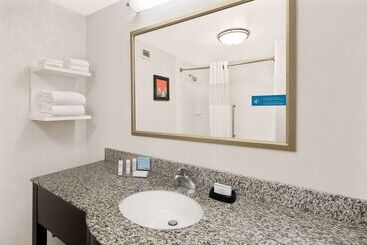 هتل Hampton Inn Atlantageorgia Techdowntown