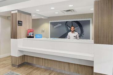 هتل Hampton Inn Atlantageorgia Techdowntown