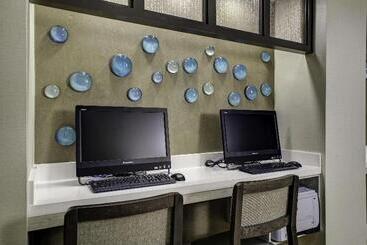 هتل Hampton Inn Atlantageorgia Techdowntown