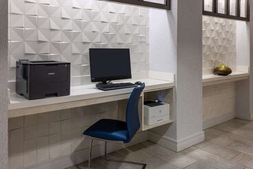 هتل Hampton Inn Atlantageorgia Techdowntown