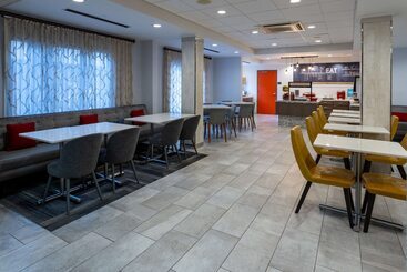 هتل Hampton Inn Atlantageorgia Techdowntown