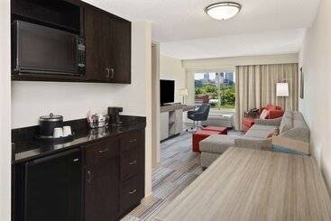 هتل Hampton Inn Atlantageorgia Techdowntown