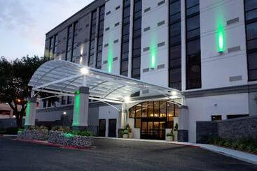هتل Holiday Inn Alexandria   Downtown, An Ihg
