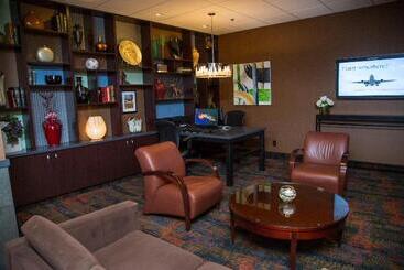 هتل Holiday Inn Des Moines Downtown Mercy Campus, An Ihg