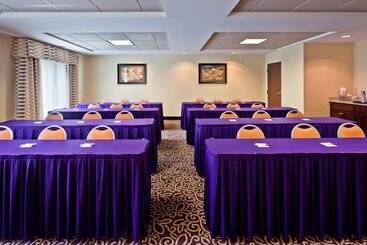 هتل Holiday Inn Express & Suites Chattanooga Hixson, An Ihg