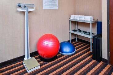 Holiday Inn Express Hotel & Suites Portland   Jantzen Beach, An Ihg
