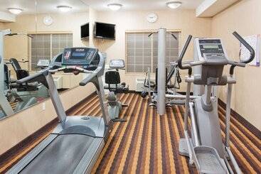 Holiday Inn Express Hotel & Suites Portland   Jantzen Beach, An Ihg