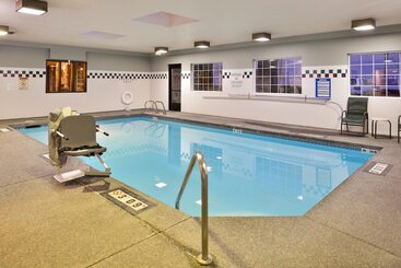 Holiday Inn Express Hotel & Suites Portland   Jantzen Beach, An Ihg