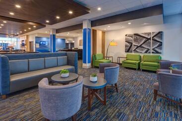 هتل Holiday Inn Express  Eau Claire West I 94, An Ihg