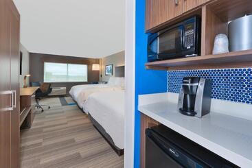 هتل Holiday Inn Express  Eau Claire West I 94, An Ihg