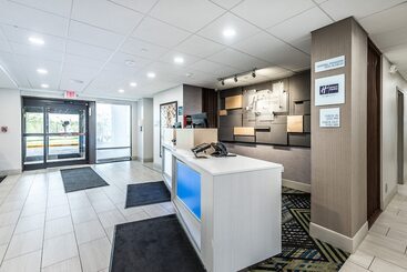 هتل Holiday Inn Express Flint Campus Area, An Ihg