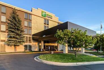 هتل Holiday Inn Express Flint Campus Area, An Ihg