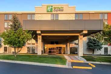هتل Holiday Inn Express Flint Campus Area, An Ihg
