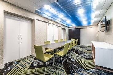 هتل Holiday Inn Express Flint Campus Area, An Ihg