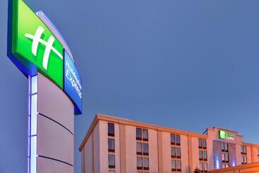 هتل Holiday Inn Express Flint Campus Area, An Ihg