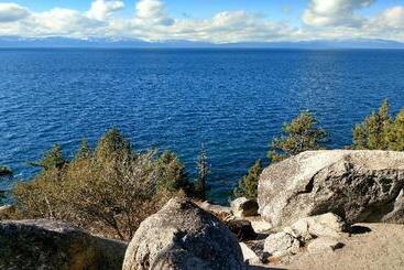 هتل Holiday Inn Express South Lake Tahoe, An Ihg