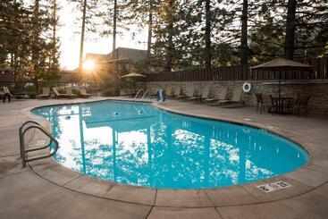 هتل Holiday Inn Express South Lake Tahoe, An Ihg
