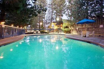 هتل Holiday Inn Express South Lake Tahoe, An Ihg