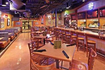 هتل Holiday Inn Little Rock Airport Conference Center, An Ihg