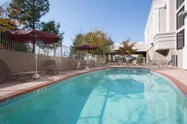 هتل Holiday Inn Little Rock Airport Conference Center, An Ihg