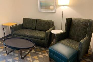 هتل Holiday Inn Martinsburg, An Ihg