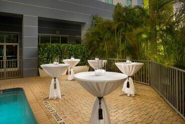هتل Holiday Inn Miamidoral Area, An Ihg