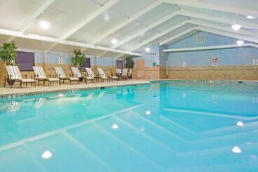هتل Holiday Inn South Plainfield Piscataway, An Ihg