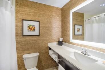 هتل Holiday Inn   Terre Haute, An Ihg