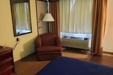 هتل Horse Creek Inn