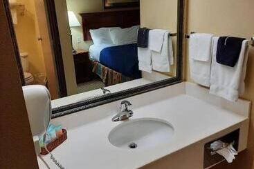 هتل Horse Creek Inn