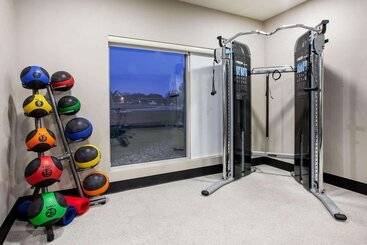 هتل La Quinta Inn And Suites By Wyndham Elkhart