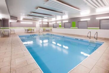 هتل La Quinta Inn And Suites By Wyndham Elkhart