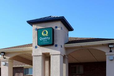هتل Quality Inn Lincoln Cornhusker
