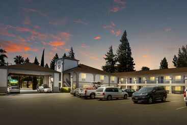 Surestay Hotel By Best Western Ukiah