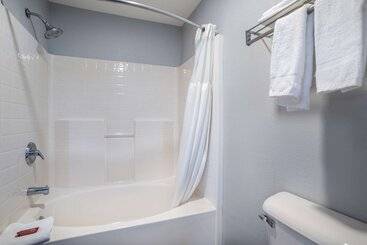 Surestay Hotel By Best Western Ukiah
