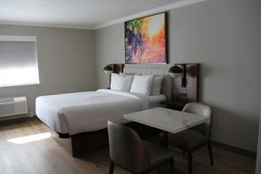 هتل La Quinta Inn & Suites By Wyndham Yakima Downtown