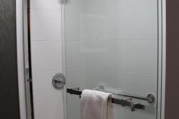 هتل La Quinta Inn & Suites By Wyndham Yakima Downtown