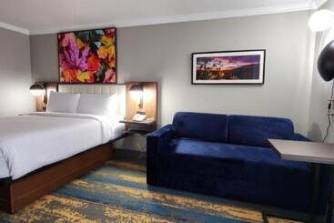هتل La Quinta Inn & Suites By Wyndham Yakima Downtown