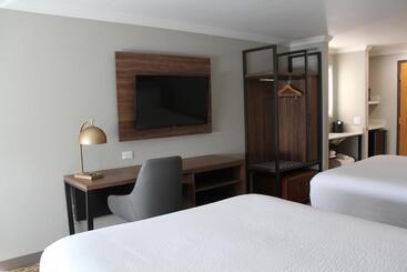 هتل La Quinta Inn & Suites By Wyndham Yakima Downtown