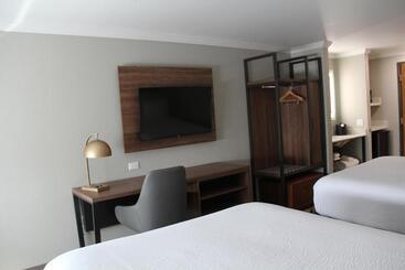 هتل La Quinta Inn & Suites By Wyndham Yakima Downtown