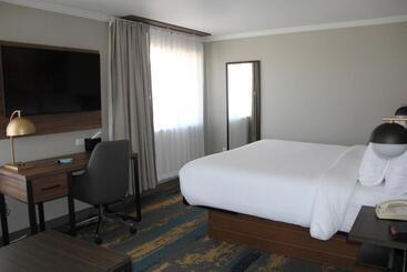 هتل La Quinta Inn & Suites By Wyndham Yakima Downtown