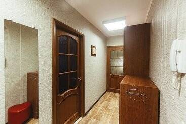 ツーリストアパートメント Apartments 5 Zvezd Skver Stroiteley