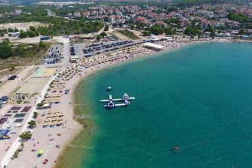 Apartments Brodarica Beach With Balcony Seaview