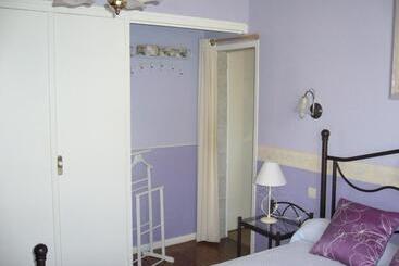تختخواب و صبحانه Chambres D'hôtes Al Camp D'espalougues