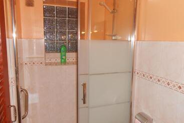 تختخواب و صبحانه Chambres D'hôtes Al Camp D'espalougues