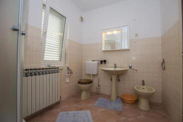 پانسیون Apartments & Rooms Ribarić