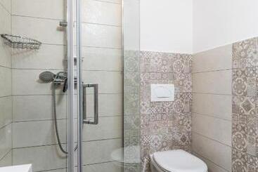 پانسیون Apartments & Rooms Ribarić